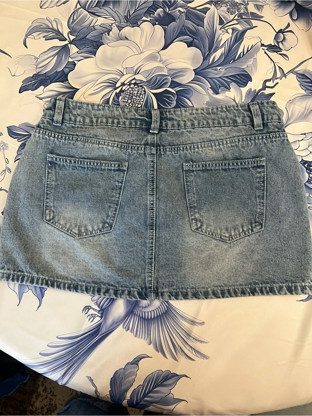 SHEIN Light-Wash Denim Mini Skirt